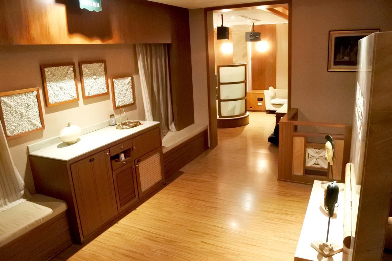 North Country Motel Yingge Buitenkant foto